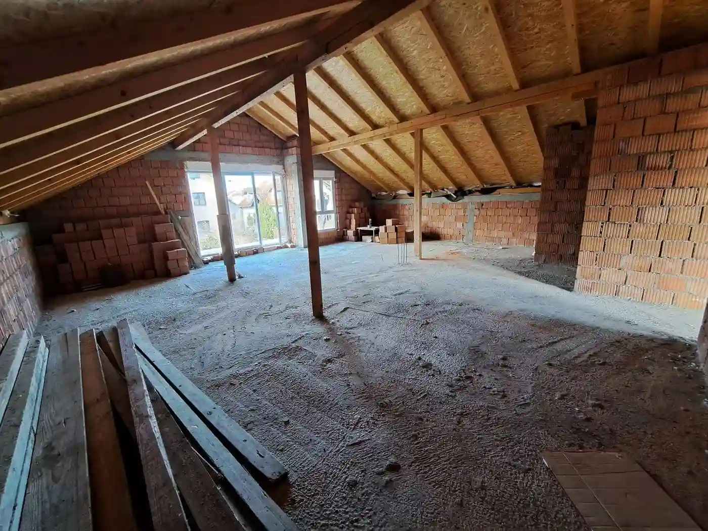 kuca na prodaju Veternik 200m2 502647