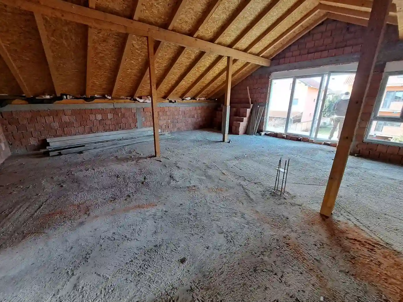 kuca na prodaju Veternik 200m2 502647