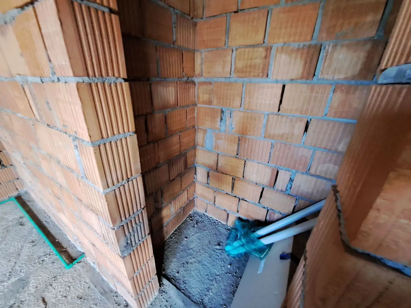 kuca na prodaju Veternik 200m2 502647