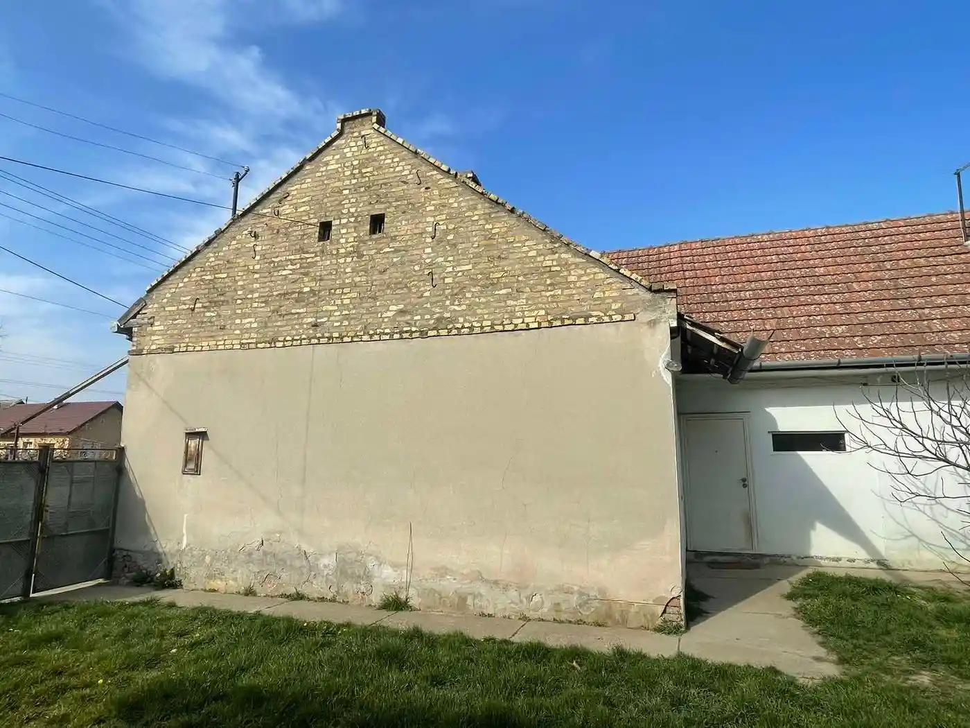 kuca na prodaju Kisač 154m2 502852