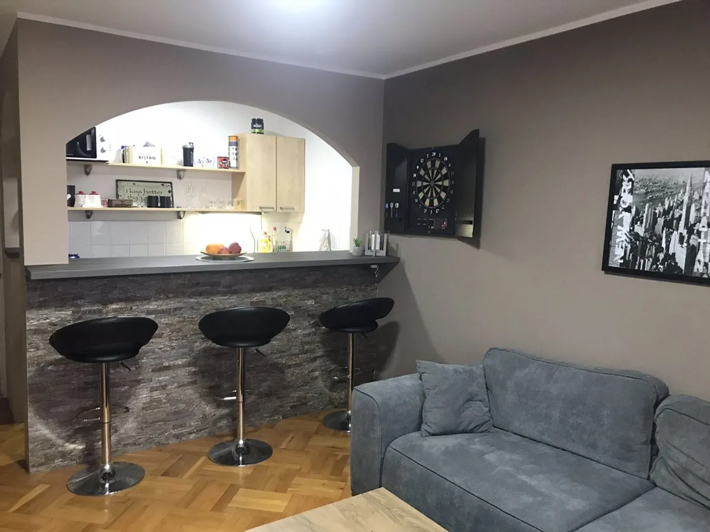 single-property-img-63bea438ef921bea83369956