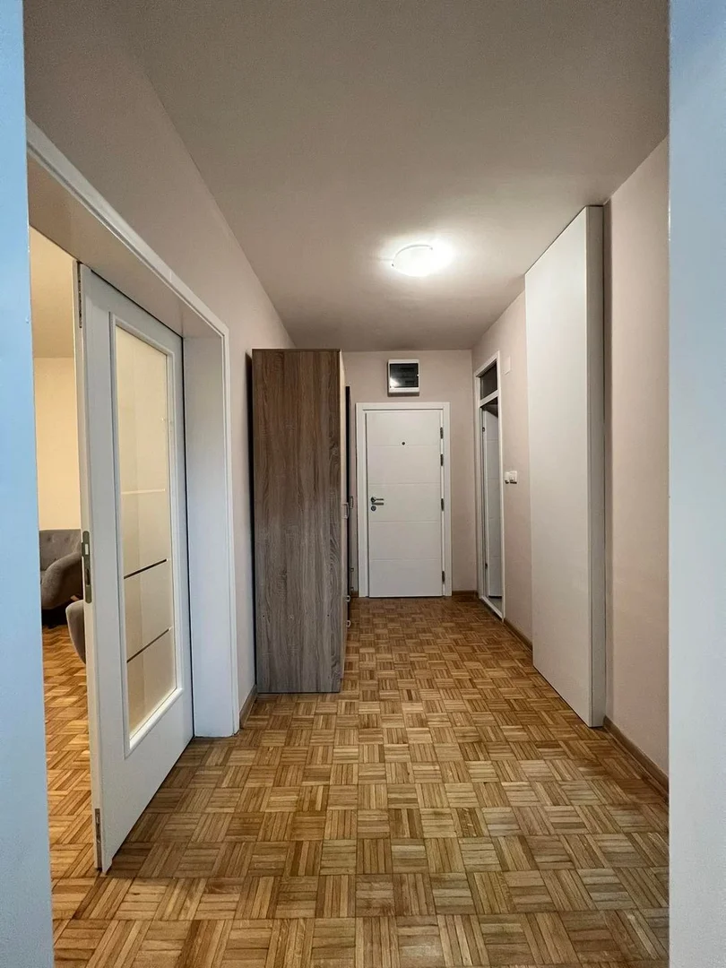 single-property-img-63c7c0d3dac28b457ca5568a