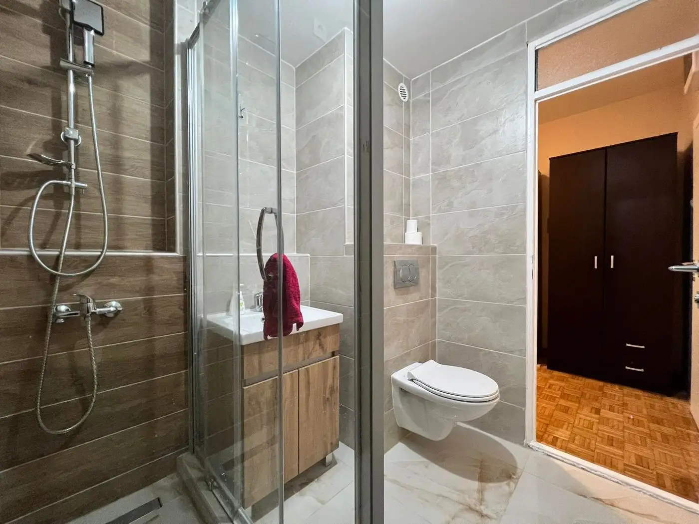 single-property-img-63c7c0e4dac28b457ca55733
