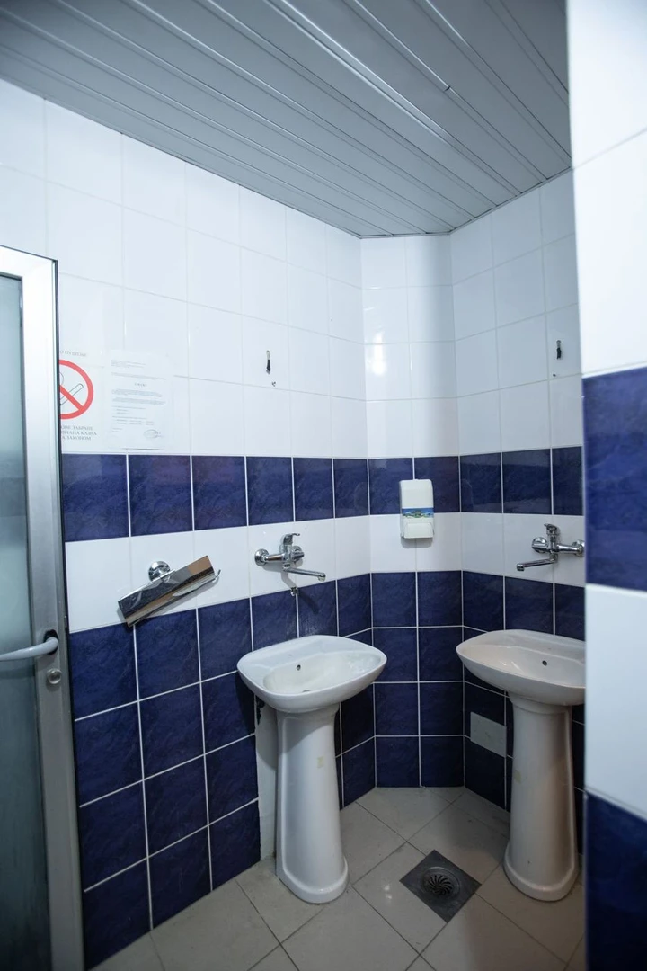 lokal na prodaju Novi Sad 192m2 503673