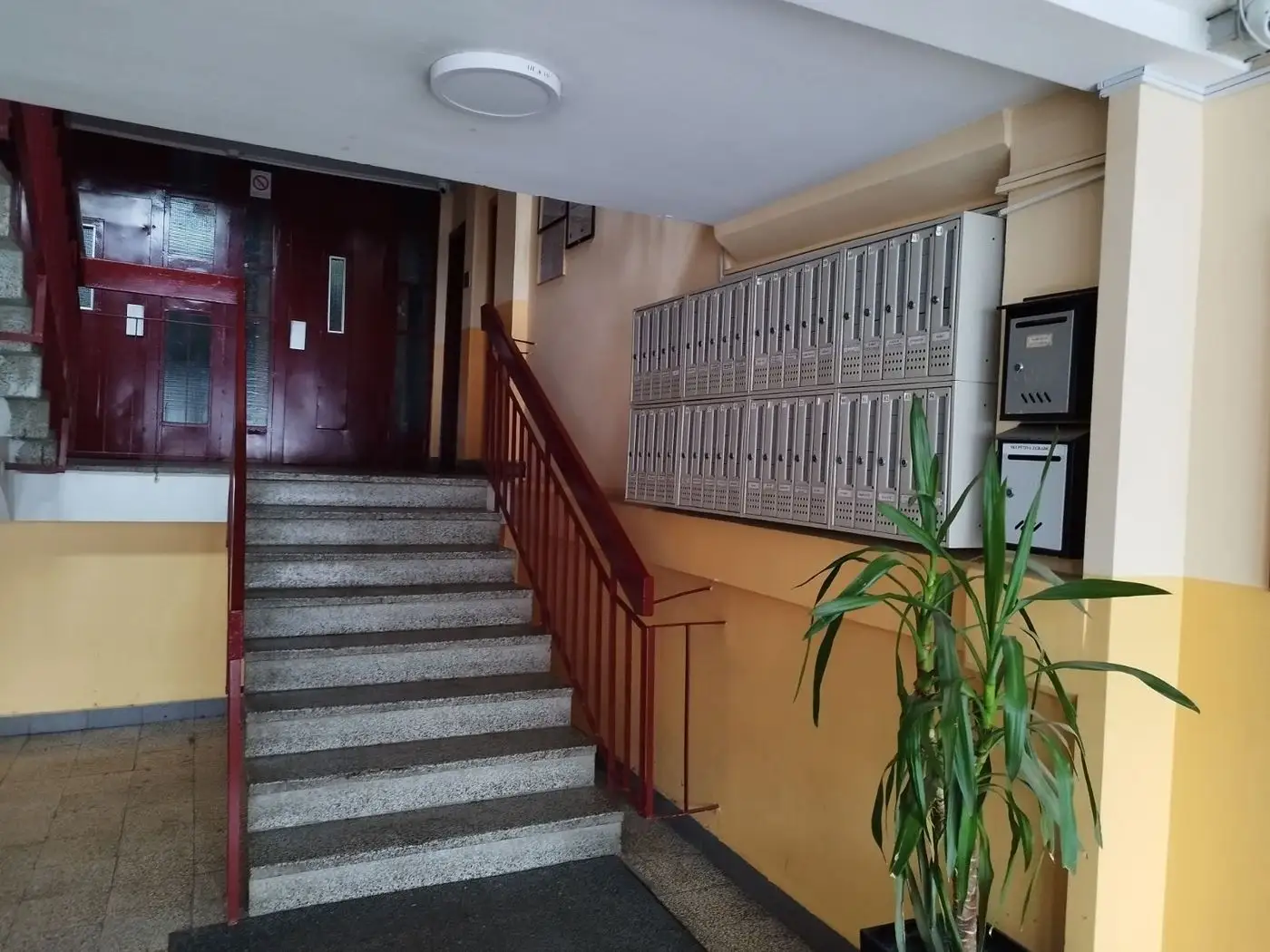 stan na prodaju Novi Sad 64m2 504725