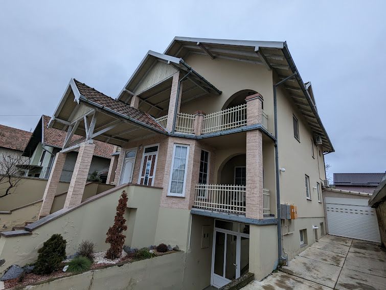 kuca na prodaju Temerin 193m2 504666