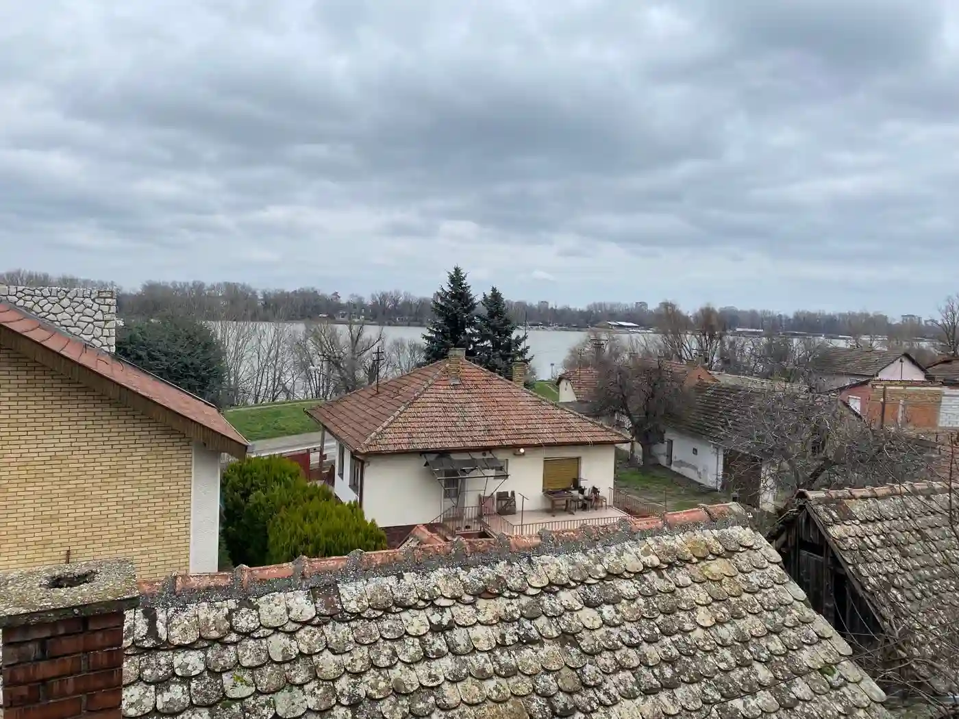 kuca na prodaju Sremska Kamenica 99m2 504866