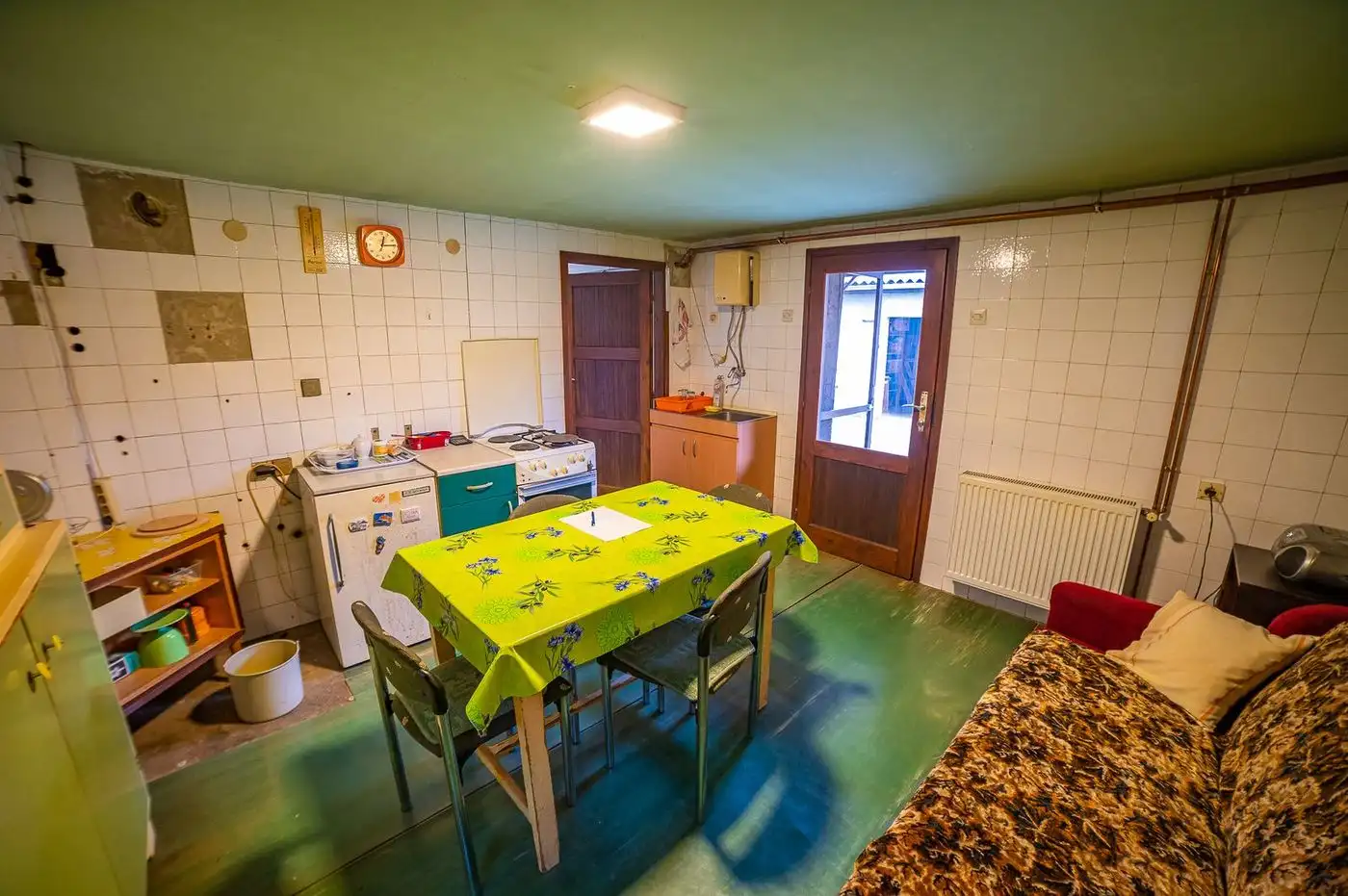 kuca na prodaju Ledinci 120m2 504172