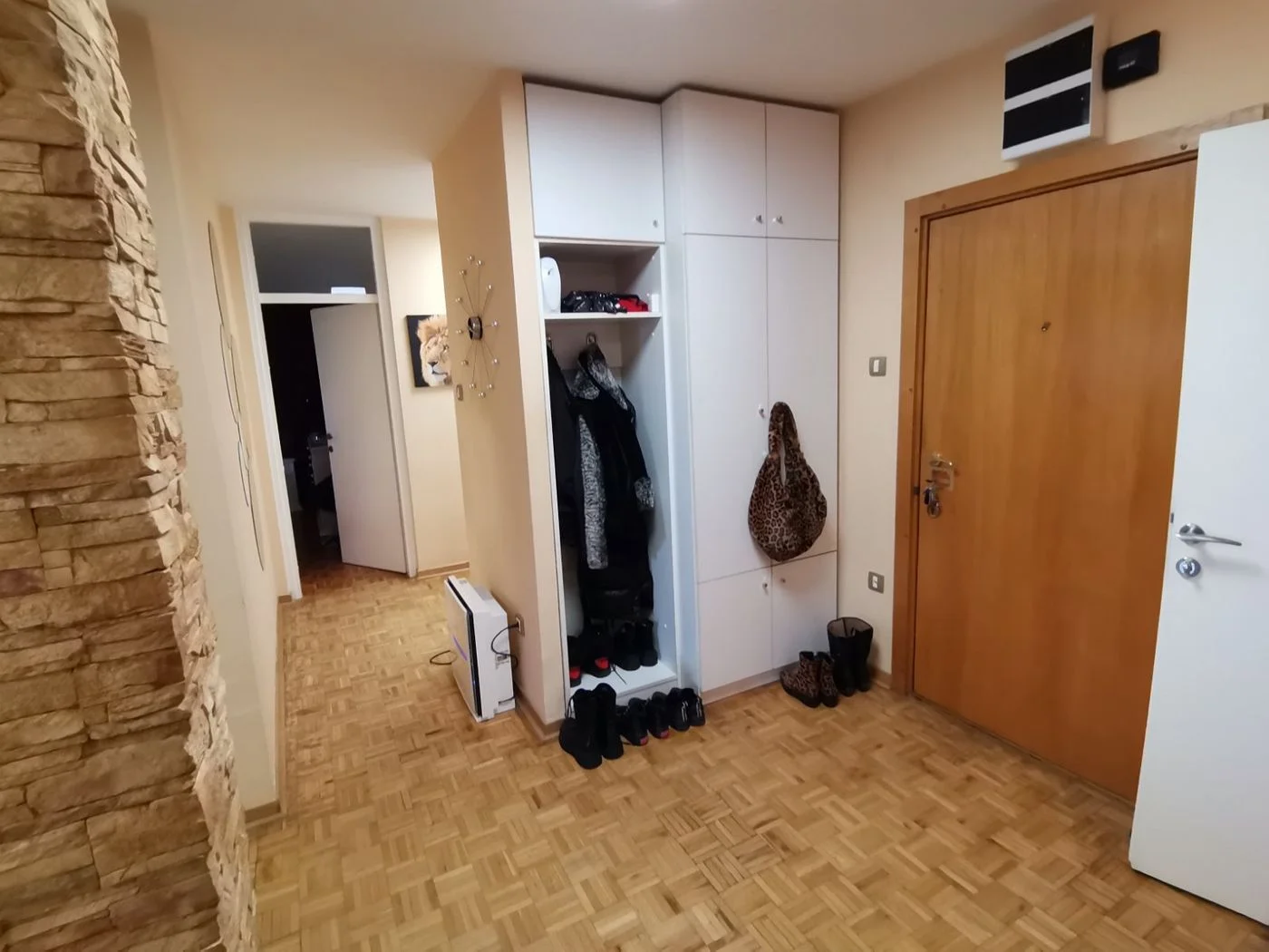 stan na prodaju Novi Sad 85m2 505034