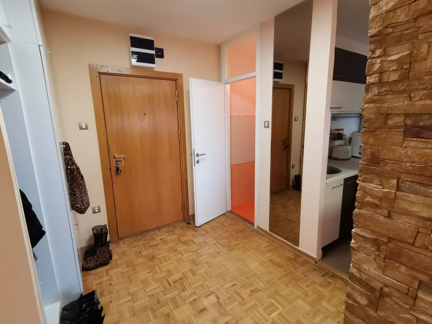 stan na prodaju Novi Sad 85m2 505034