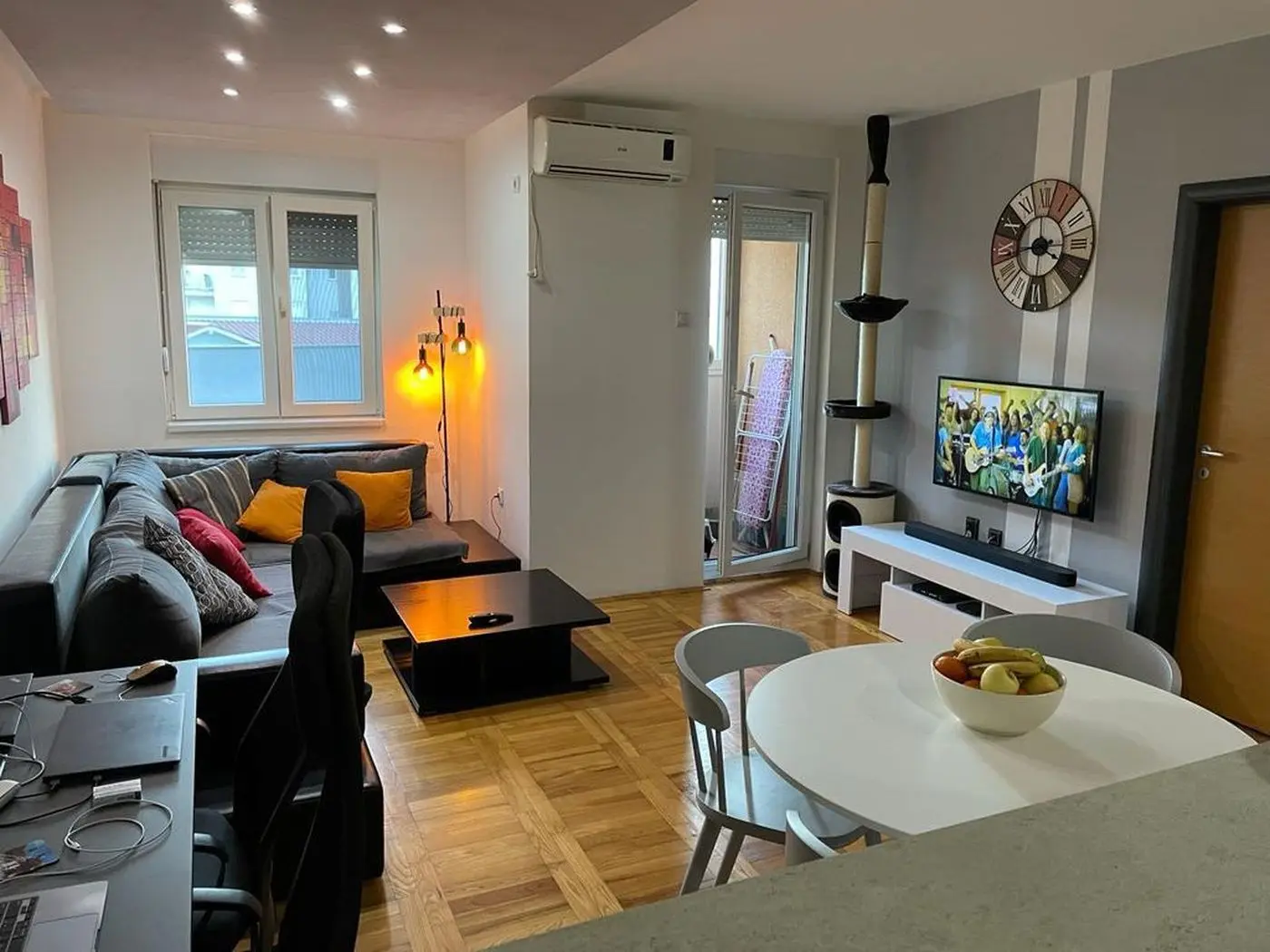 stan na prodaju Novi Sad 44m2 505004