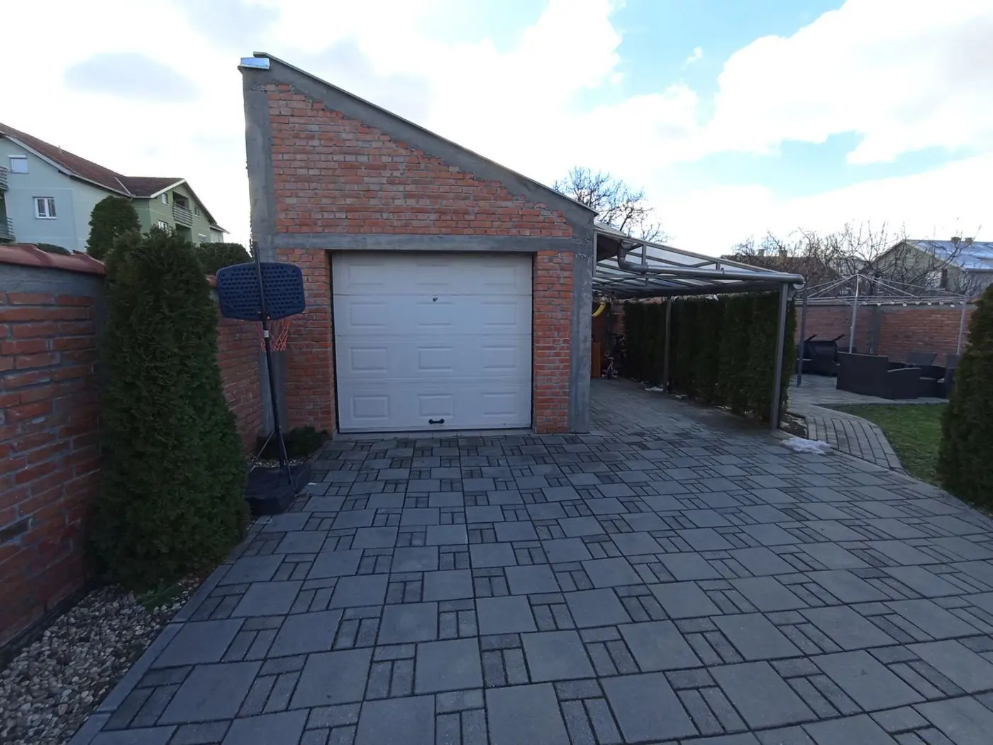 stan na prodaju Novi Sad 81m2 505173