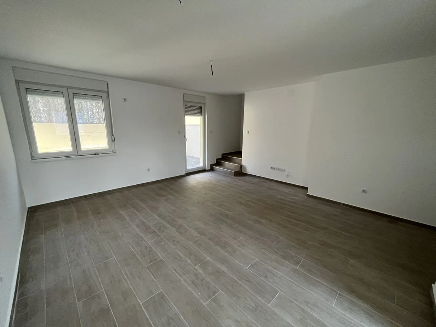 single-property-img-63dbc6c343757c83942dab6b