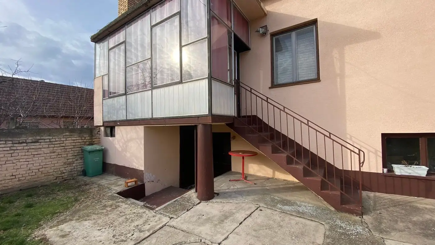 kuca na prodaju Žabalj 143m2 505171